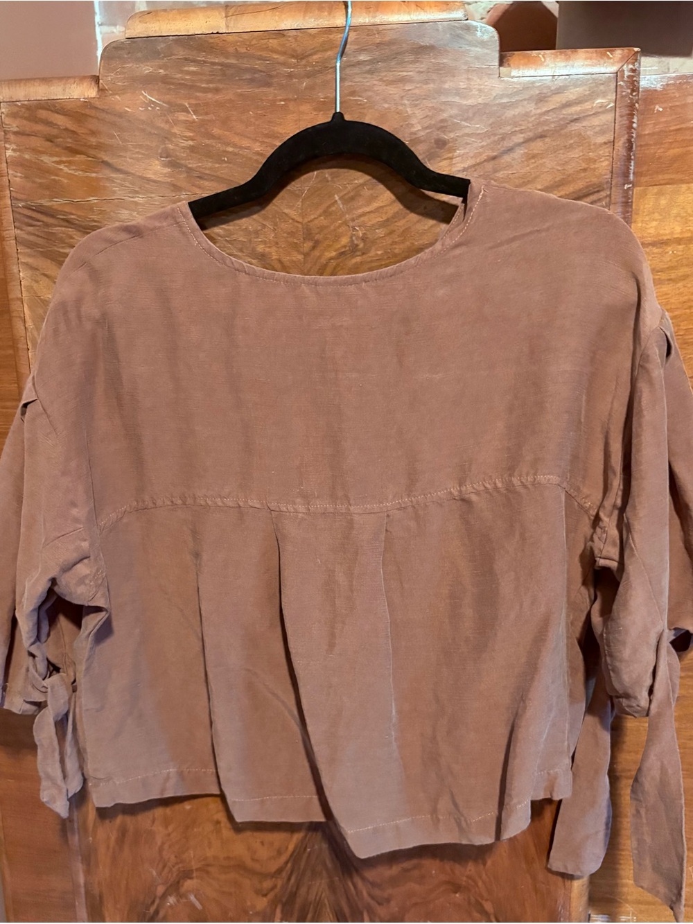 Eve Gravel Brown Boxy Cropped Blouse with Sleeve Ties - Picture 5 of 5